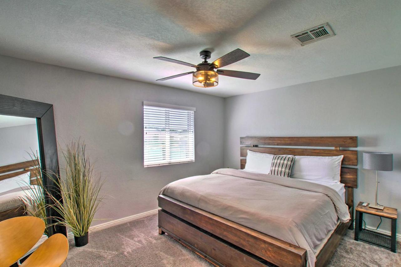Charming Phoenix Home With Patio About 3 Miles To Dtwn! Eksteriør billede